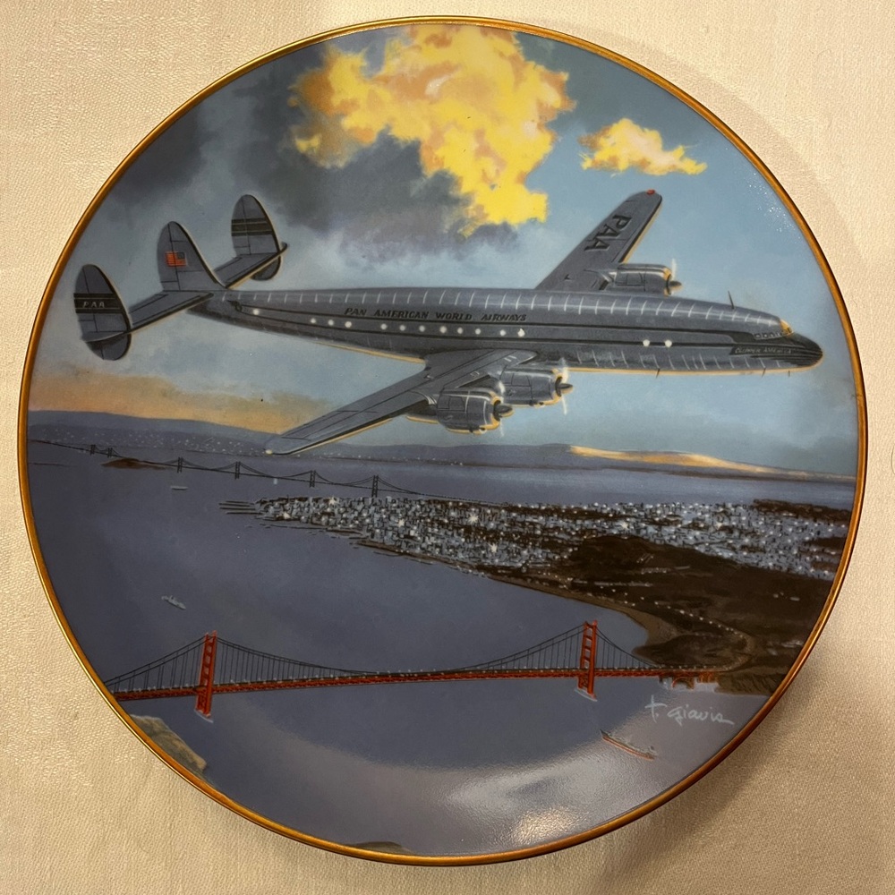 Pan American world Airways PAN AM collectible plate
